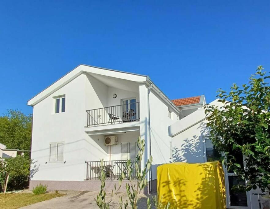 Cozy, Fully Equipped, Free Parking&Wifi, Quiet, 2Bd Appartement Podgorica Buitenkant foto