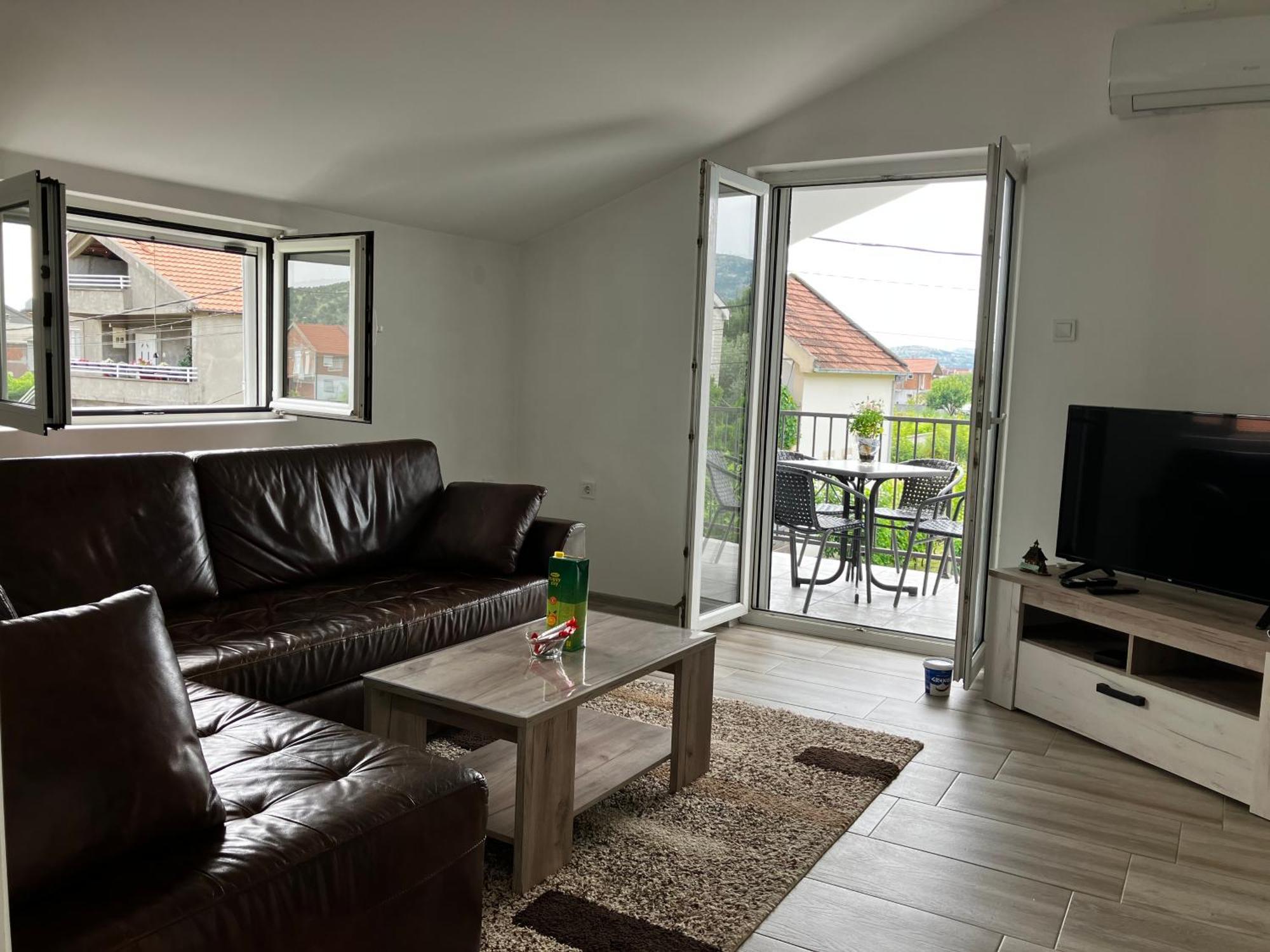 Cozy, Fully Equipped, Free Parking&Wifi, Quiet, 2Bd Appartement Podgorica Buitenkant foto