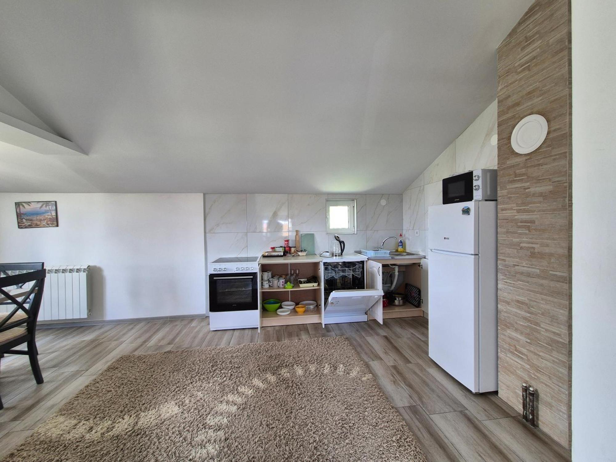Cozy, Fully Equipped, Free Parking&Wifi, Quiet, 2Bd Appartement Podgorica Buitenkant foto