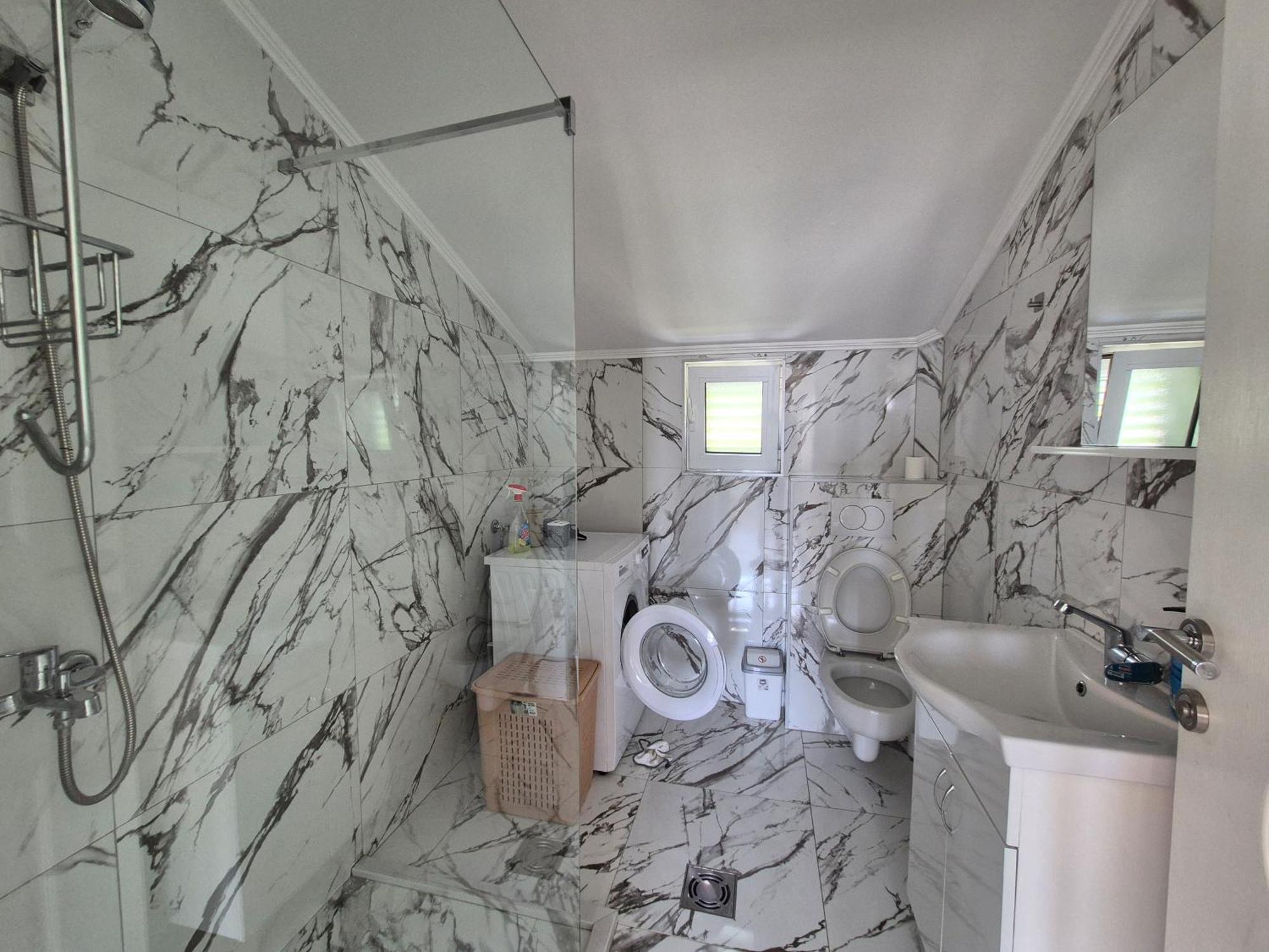 Cozy, Fully Equipped, Free Parking&Wifi, Quiet, 2Bd Appartement Podgorica Buitenkant foto
