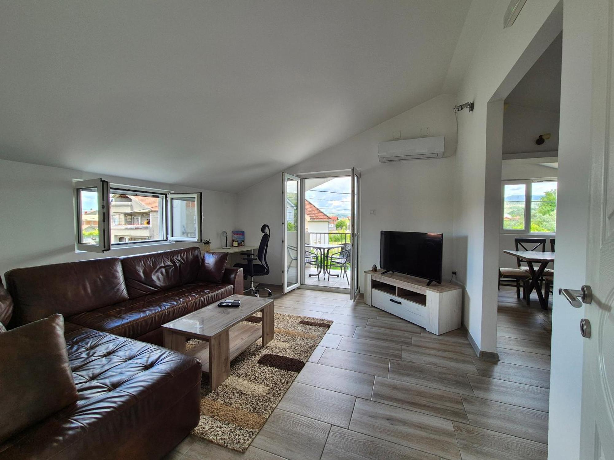 Cozy, Fully Equipped, Free Parking&Wifi, Quiet, 2Bd Appartement Podgorica Buitenkant foto